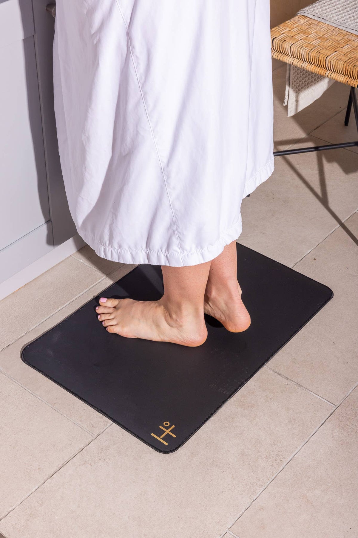 Universal Grounding Mat By HOT HAVEN