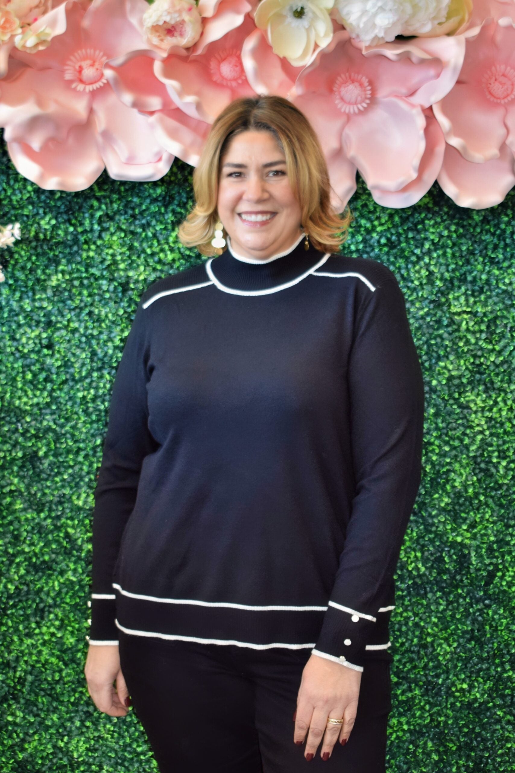 The Eleanor Luxe Piped Sweater – Black with White Trim | Sizes L–3X