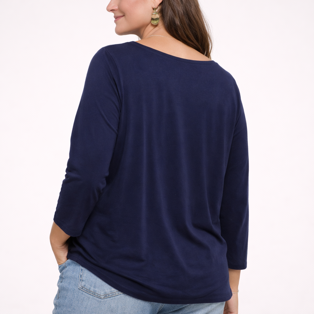 Women’s Wrinkle-Free 3/4 Sleeve Round Neck Top – Relaxed Fit