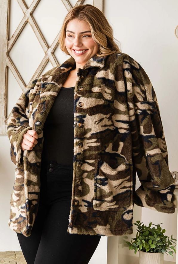 Plus/Mid Size Cozy Camo Fur Jacket