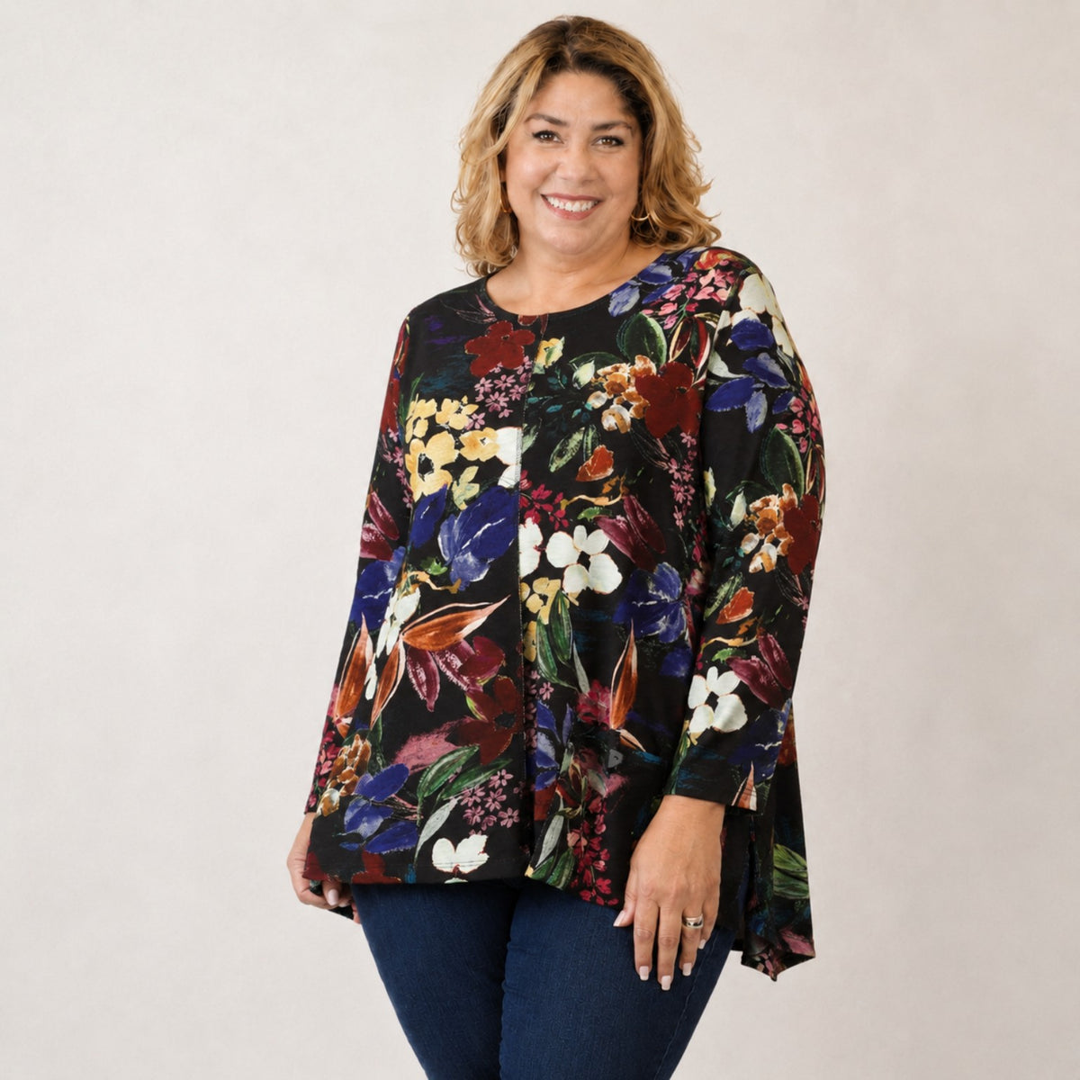 Juliette floral cotton modal top with offset pocket front view