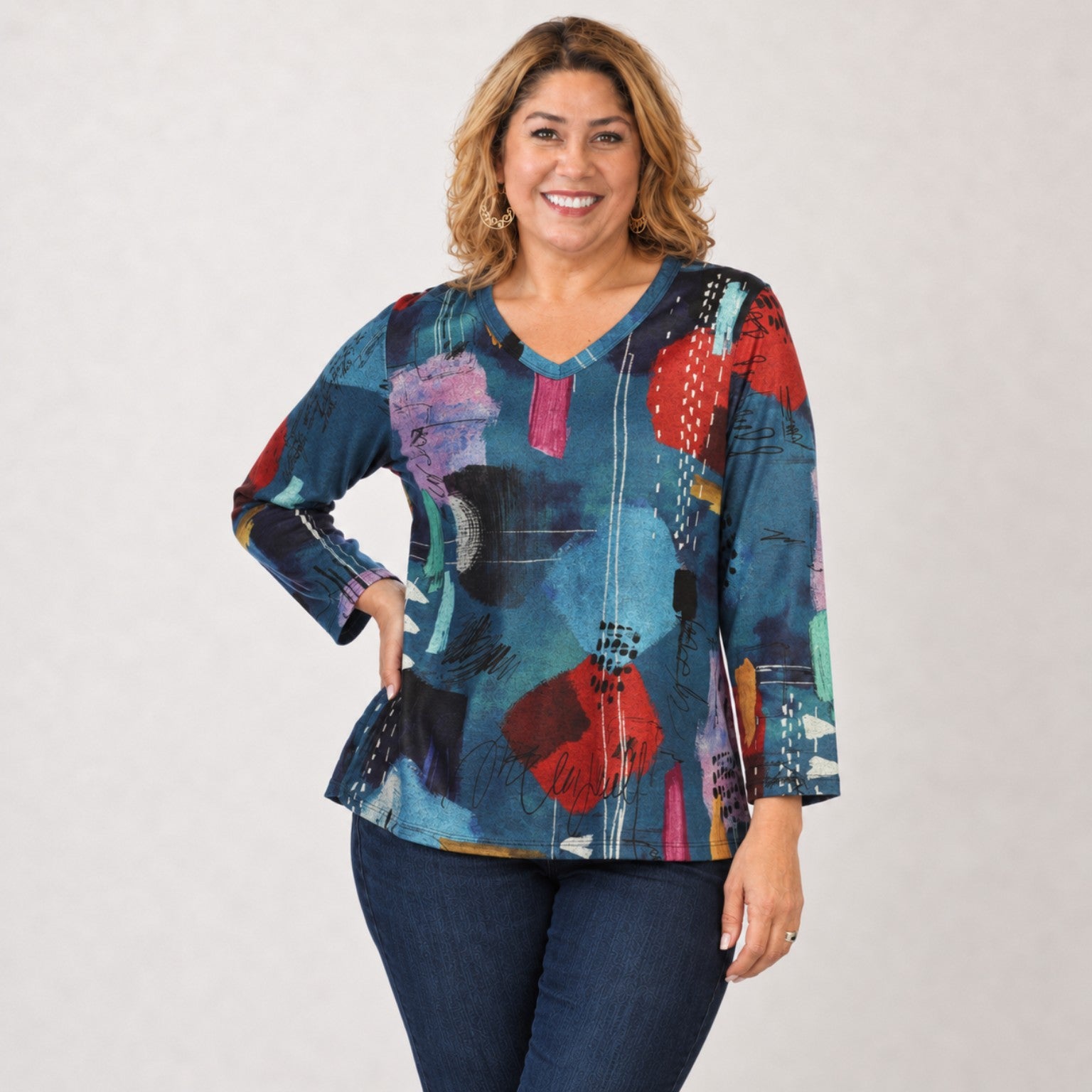 Palette novelty brush print V-neck top plus size front view