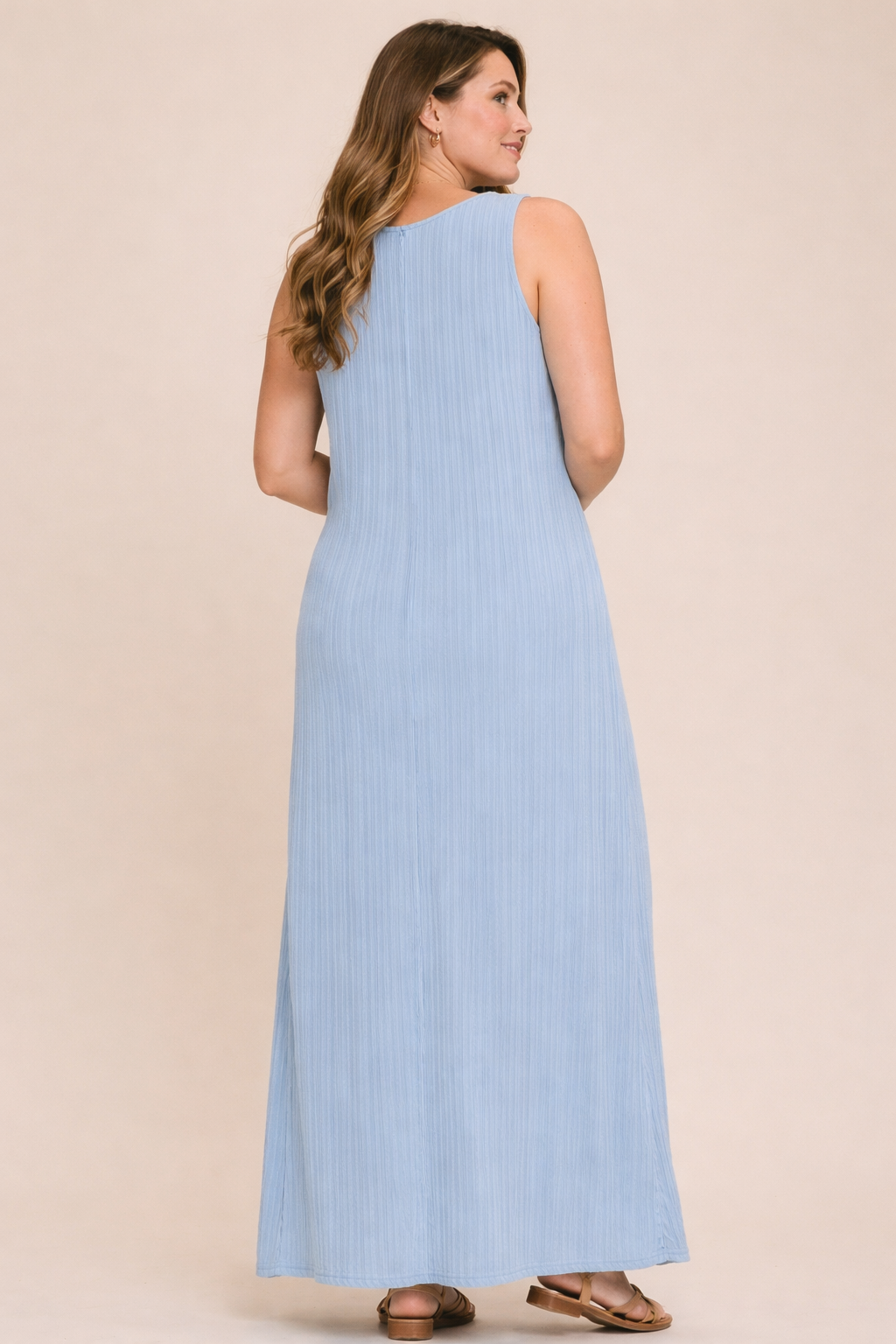 Flowy Textured Sleeveless Maxi Dress for Women