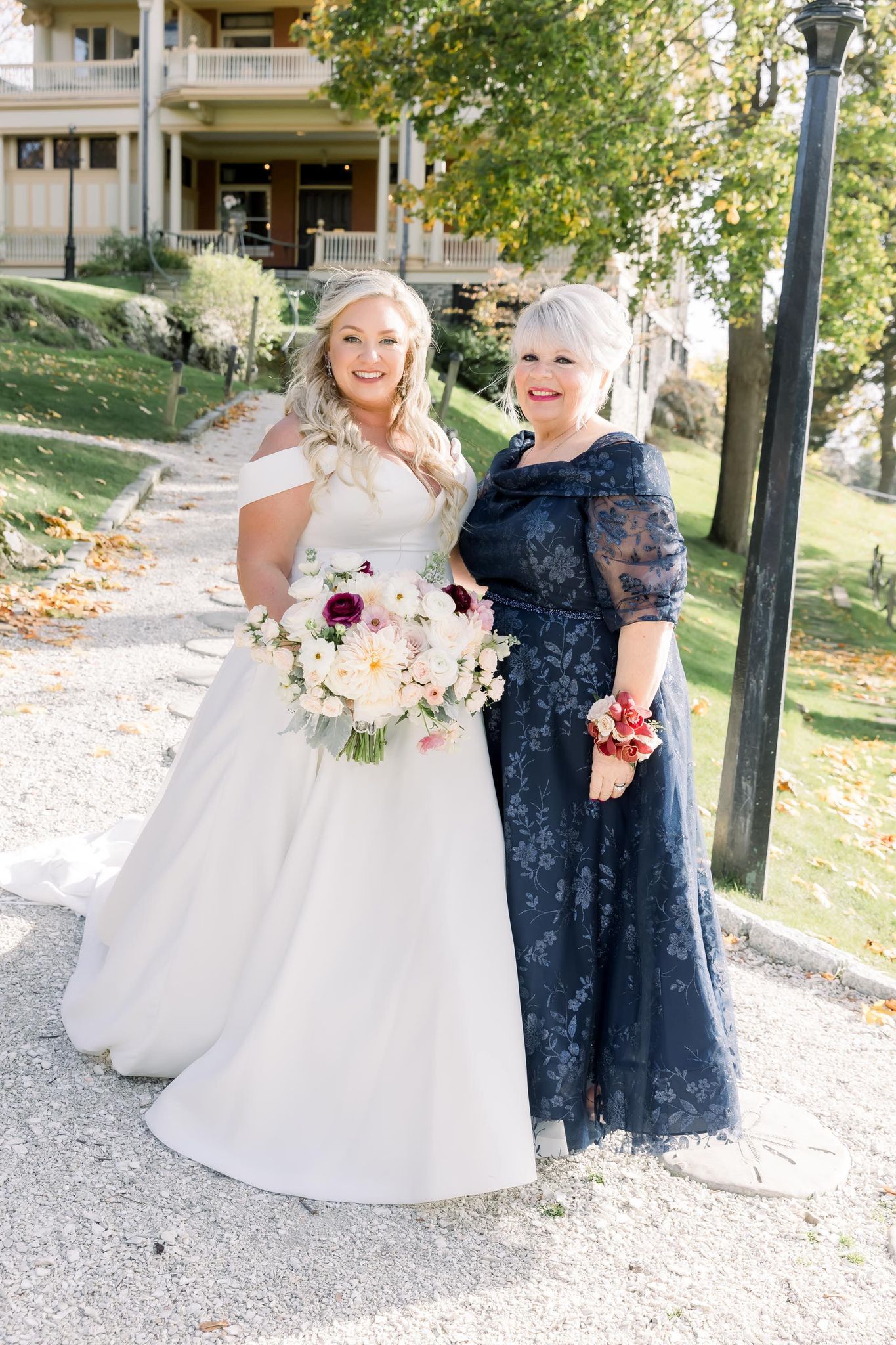 plus size mother of the bride